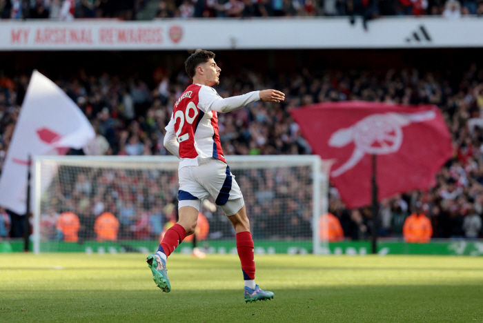 'Fan Persieweight FW' Havertz's 7th consecutive home goal →'EPL home 400 wins' Arsenal come from behind to win 3-1 against Southampton...a seven-game unbeaten streak in the league