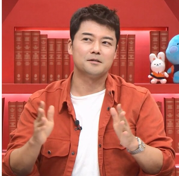 Jeon Hyunmoo, even if you take the college entrance exam, you got a perfect score in English?You're from a foreign school