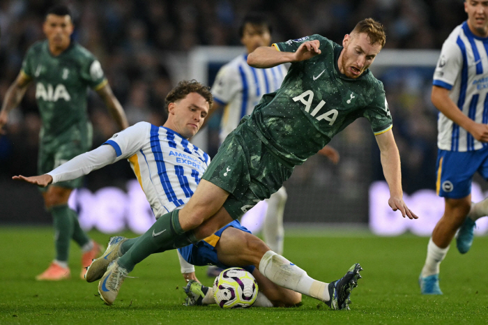  Tottenham shock! 3 goals lost in the second half of the game while winning 2-0! a 2–3 defeat at Brighton