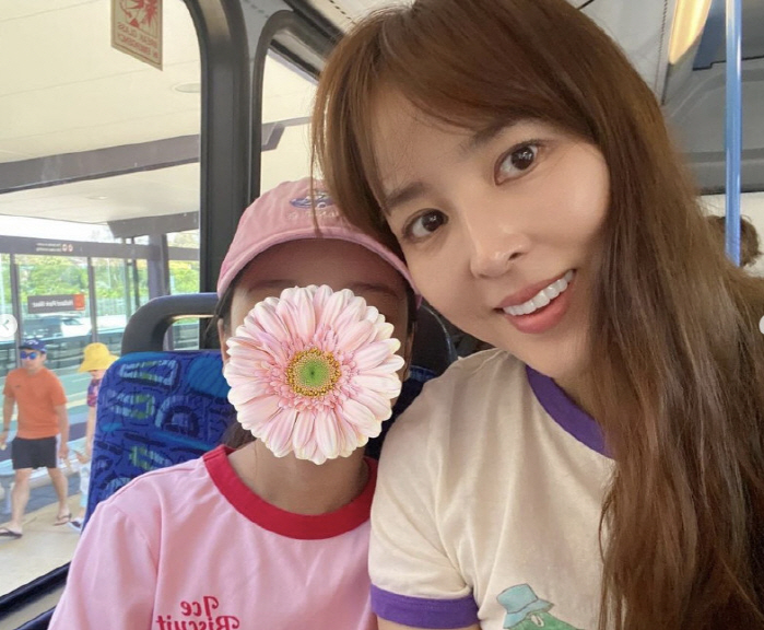 'Ki Sung-yong ♥' Han Hye-jin's lavish Australian life with her daughter''Amy weak'