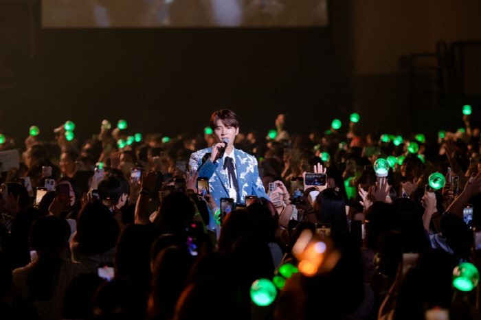 Nam Woo-hyun's solo concert in Taiwan is successful, followed by 'Thousand-Year-Old Maestro'Master'