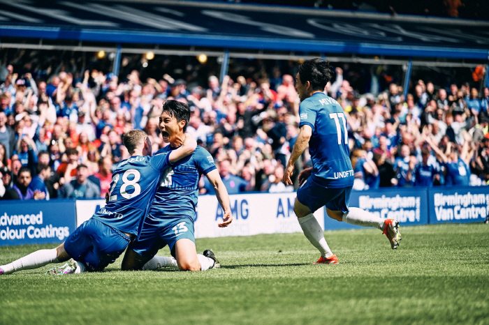 'League 1 Remain'Kook University MF Baek Seung-ho Re-signs with Birmingham City'Until June 2028'