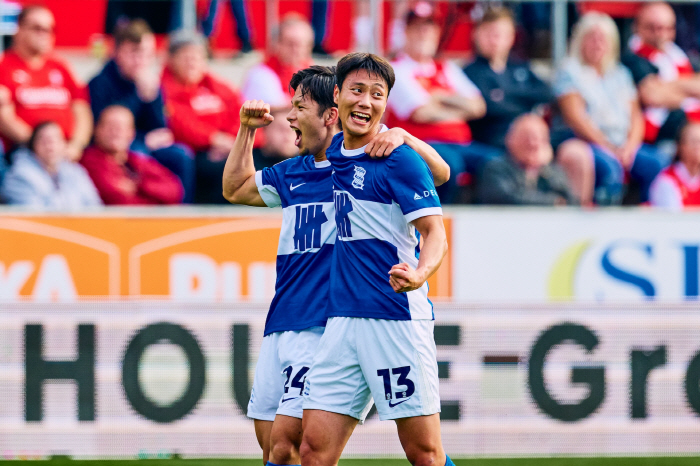 'League 1 Remain'Kook University MF Baek Seung-ho Re-signs with Birmingham City'Until June 2028'