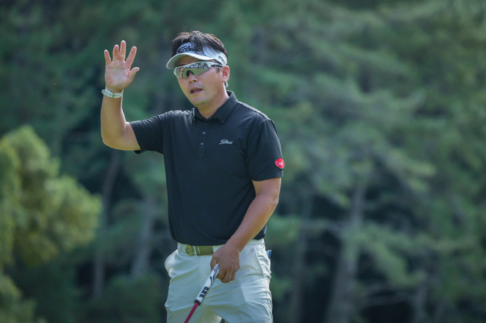 Ryu Hyun-woo is second place in the ACN Championship, and Wang Jeong-hoon is also second in the 亞 Tour