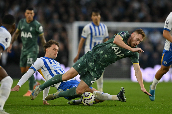 Tottenham without SON lost to the shock band! It overturned 2-3 after leading Brighton 2-0 → failed to win 6 consecutive games