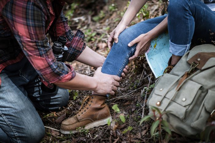 What is the safest way to enjoy hiking in October's mountain accident?