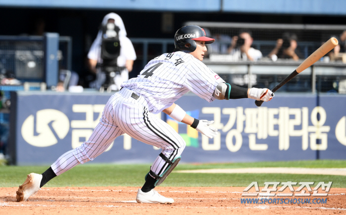 'Autumn Baseball Crazy Presence' batting average of 0.5714, three RBIs and three steals...Shin Min-jae's baseball captivated the heart of Yum-ryang