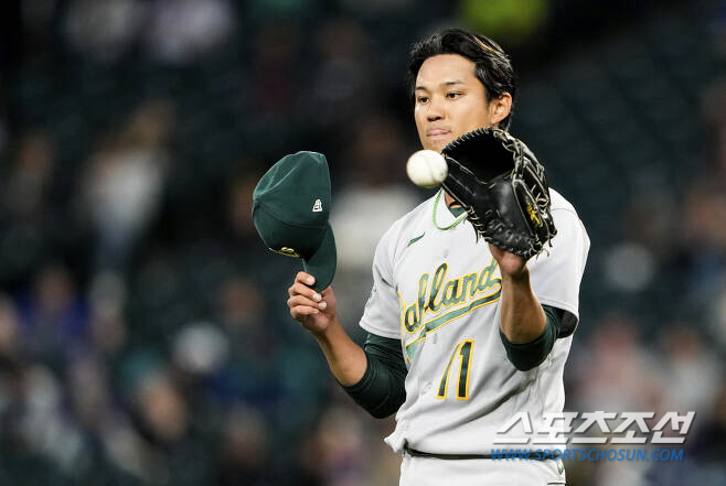 Major League Baseball failed to rise and ended the season, once returning to the Ohtani rival Fujinami Orix, but failed in the second year of minor league ERA 5.94 