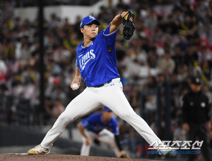 The 156km light-speed ball on Lapak, KK three-way retreat in 12 bay...The return fireballer who threw hope in the bullpen without Oh Seung-hwan 