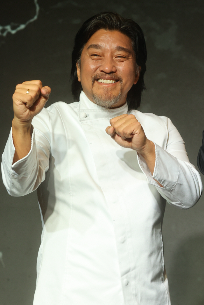 Chef Edward Lee Shares Insights on the Challenges of 'Culinary Class Wars'