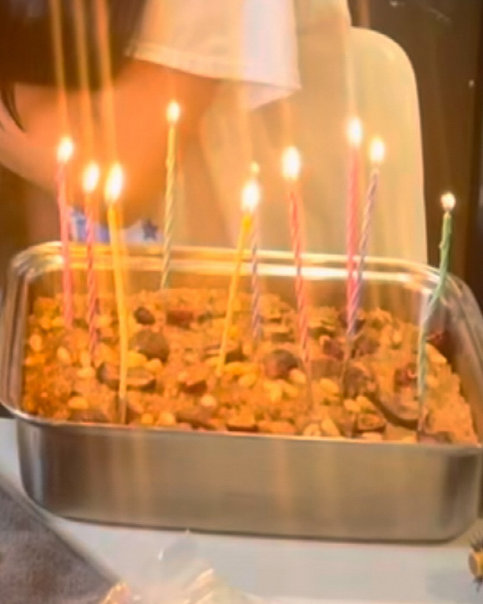 Kim Nayoung, ♥ A birthday party just for the two of you...A lover who even prepared a cake