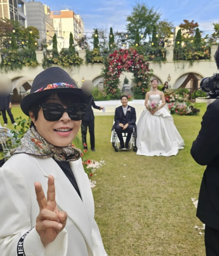 '♥Marrying Park Wi' Song Ji-eun, beautiful wedding dress...Cho Hye-ryeon 'It's so bright'