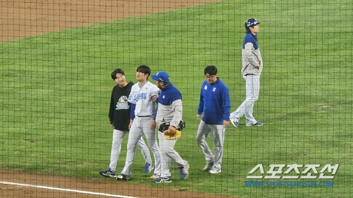 'Right thumb microfracture' Following the corner, Baek Jung-hyun was also injured, and Samsung's mound was injured ahead of the PO. 