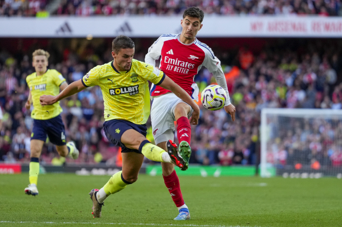 'Shock' Arsenal '7 consecutive home points'Ace injury, knee problems from the end of last season → National team out in the end