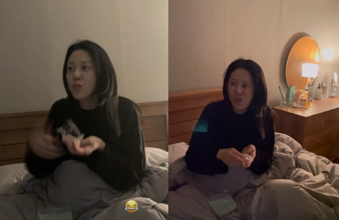 Ko Hyun-jung, the silly beauty of nagging..'Snack mukbang' while spilling crumbs on the bed