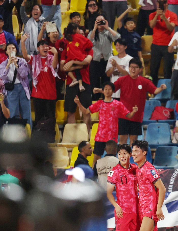  -'Hong Myungbo did it!'' South Korea, Lee Jae-sung and Oh Hyun-kyu scored consecutive goals 'Beamana' Jordan 2-0 down to avenge the devastation → Group leader 'Double slope'