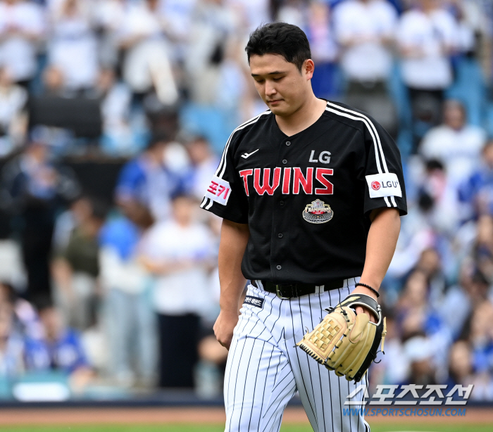 The 17th appearance of PS also failed to win for the first time. Koo Ja-wook's three-run and Kim Young-woong's solo shot are on the verge of losing three innings with five runs (Daegu PO1 site)