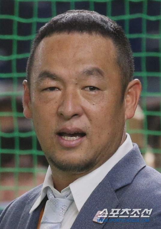 'I want to have three hits like myself.' Japan's only 120 RBIs for three consecutive years, Matsunaka, the last-scoring hitting coach in Chunichi for five consecutive years 