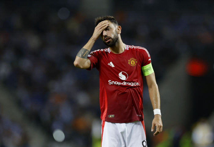 'Leadership is terrible''Just sell it!' Manchester United captain completely loses leadership status...'Team atmosphere is not positive'Public criticism → Fans are outraged