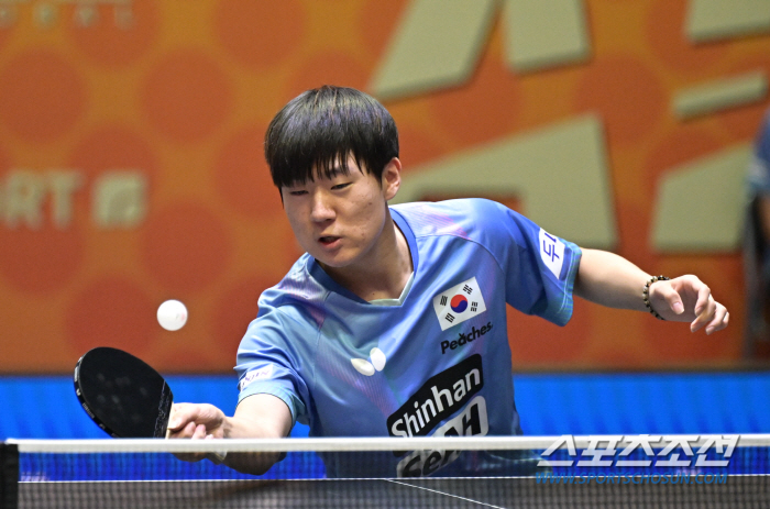 Oh-sang is 2 years old. Oh Jun-sung is 18 years old. He's got Wang Chu-chin!亞 Championship semifinals - Securing 銅