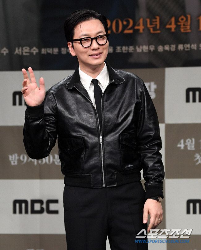 Lee Dong-hwi, did you sit on a cushion after the success of ''Reply' 'Extreme Job 2' No Guaranteed Appearance, and will pay for production' ('Radio Show') 