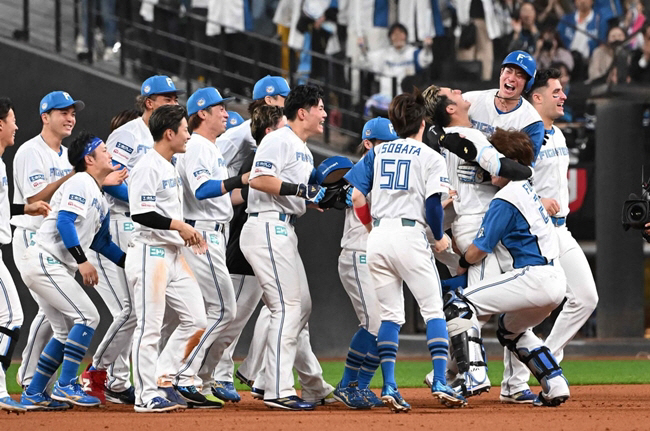 Nippon Ham Beat Lotte to Advance to the Final Stage'The Greatest'Sobang Meeting