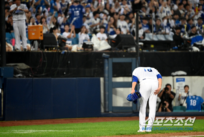 'Courtesy of the head coach to Ace'Won Tae-in, who erased the rain acting variable, allowed one run in 6.2 innings, let's go to KS...The first win of fall baseball is just around the corner 