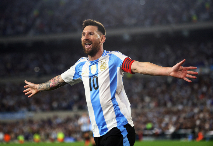 Messi returns to the national team for the first time in three months '3 goals -2 assists'...Argentina beat Bolivia 6-0 in 'Stretch to North Korea, China and the U.S.'