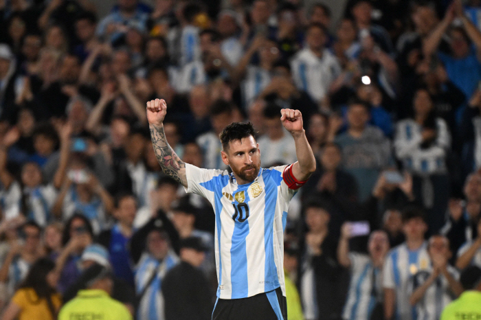 Messi returns to the national team for the first time in three months '3 goals -2 assists'...Argentina beat Bolivia 6-0 in 'Stretch to North Korea, China and the U.S.'