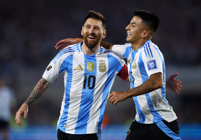 Messi returns to the national team for the first time in three months '3 goals -2 assists'...Argentina beat Bolivia 6-0 in 'Stretch to North Korea, China and the U.S.'