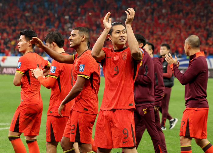 'Worst ever' China came to life after dying...''Shin Tae-yong Magic' First win after catching Indonesia, tears well 'Thank you for supporting this score as well '