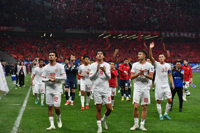 'Worst ever' China came to life after dying...''Shin Tae-yong Magic' First win after catching Indonesia, tears well 'Thank you for supporting this score as well '