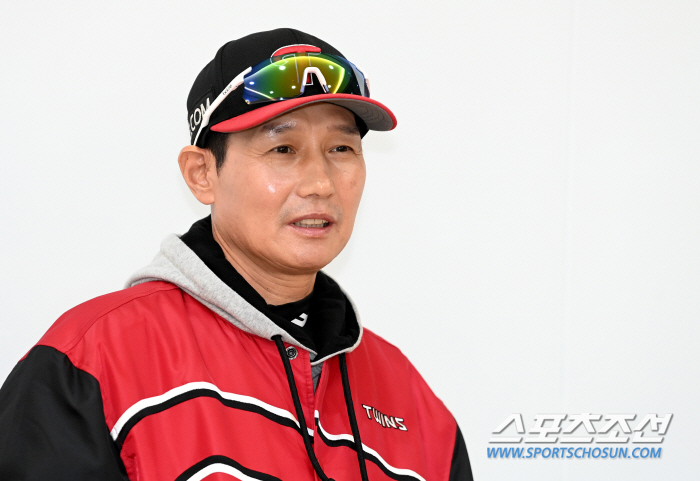 LG on the brink of 'Fall Out' Manager Yeom Kyung-yeop's all-out declaration 'Hernandez takes the mound for the second time, and there is no limit on the number of games.' 