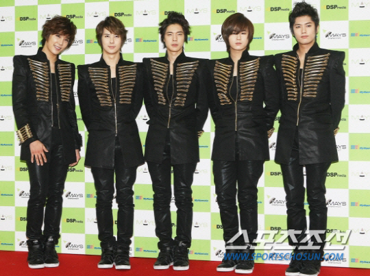  Isn't SS501 a reunion to celebrate the 20th anniversary of its debut? Kim Hyun-joong's side 'I haven't heard of it'