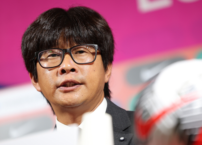  Shin Sang-woo, the new women's national team coach, will do his best to develop the Korean national team'