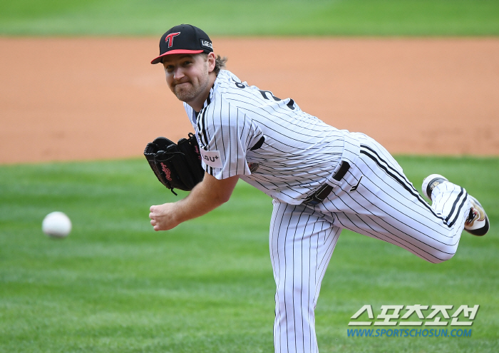 'I was worried about renewing the contract even with 13 wins...' He tore off the cliff edge of 153km 'Life2' 6 innings, 1 hit and 8K scoreless. Let's go to Daegu. 