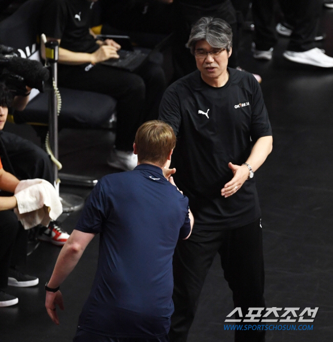 Jung Ji-seok and Lee Min-gyu are leaving without himHead coach unison 'A new start, with the idea of challenging'