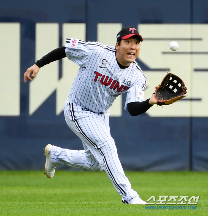 'Koo Ja-wook cried at Kang Minho's home run' The lion and tiger have a KS summit match for the first time in 31 years. Samsung won 3-1 with a 1-0 victory. KS Game 1 in Gwangju on the 21st 