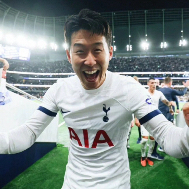 Son Heung-min returns after 3 weeks! Starting against West Ham...Son Heung-min-Solangke-Johnson Three-Top