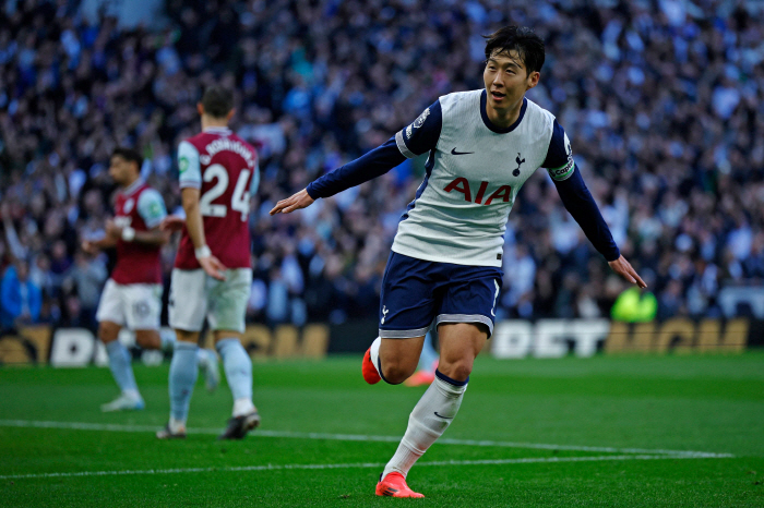 Son Heung-min scored his third goal of the season! 1 goal  1 goal  1 goal  1 point  1 own goal induction 'Very good performance'...Tottenham win 4-1 over West Ham