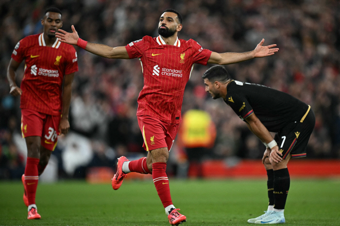 'I turned down 230 billion in annual salary' Superstar Salah's twist...Liverpool wants to renew the contract for three years 'super express treatment', and the club is also worried