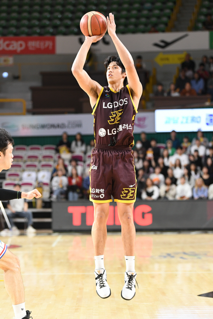 'It's big and fast, up to three points?' LG Asian Quarter Tamayo, which erased the shadow of the foul play in the first home game