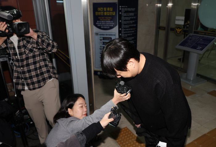 Lee Jin-ho, 'Illegal Gambling' Police Appear 8 Days After Confessing...The charges of fraud'엔