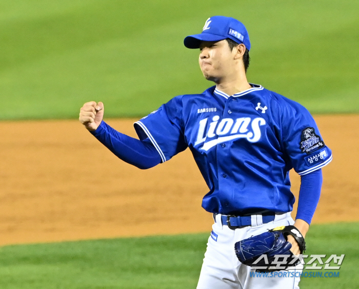 After 7 years of being a great pitcher, 'KS shutout' re-enactment? Hwang Dong-jae  is Samsung's desperate choice to rebound