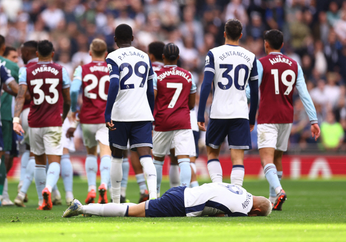  Tottenham, who got slapped, even got fined 35 million won! → 'You didn't stop the violence, did you?'