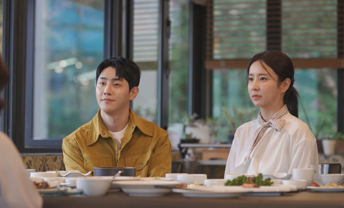 Even in front of Park Hyun-ho and his mother, ♥ Eun-ga brags about Mae-kyung'It's weird if you don't fall in love at first sight'('Girlang class')