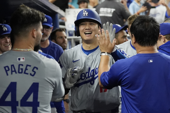 The highest price in history! What is the actual value of Ohtani's 50 home run ball that the Dodgers suggested '400 million'? Last-minute war of wits → 26 years old record broken