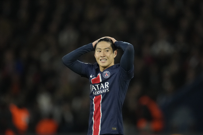 Shock 'Snock Lee Kang-in!'→'Fake 9 failed''The lowest rating in the team'UCL has been criticized by the media...PSG draw 1-1 against Eindhoven