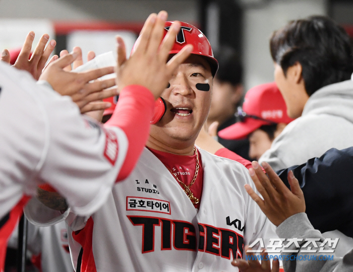 Warm-up KIA secured 90% of the overall championship in the first and second rounds, and Samsung 'Reyes-Won Tae-in' Daegu counterattack 