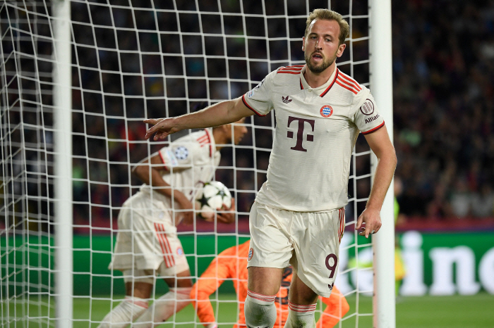 'I pushed you with my elbow' Despite the harsh protest, Kim Min-jae concluded with a miss, excuse for additional points against Barcelona → Cham's bad performance continues to score 1-3 in the first half